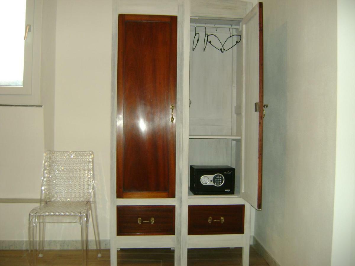 B&B Agora Sarzana Luaran gambar